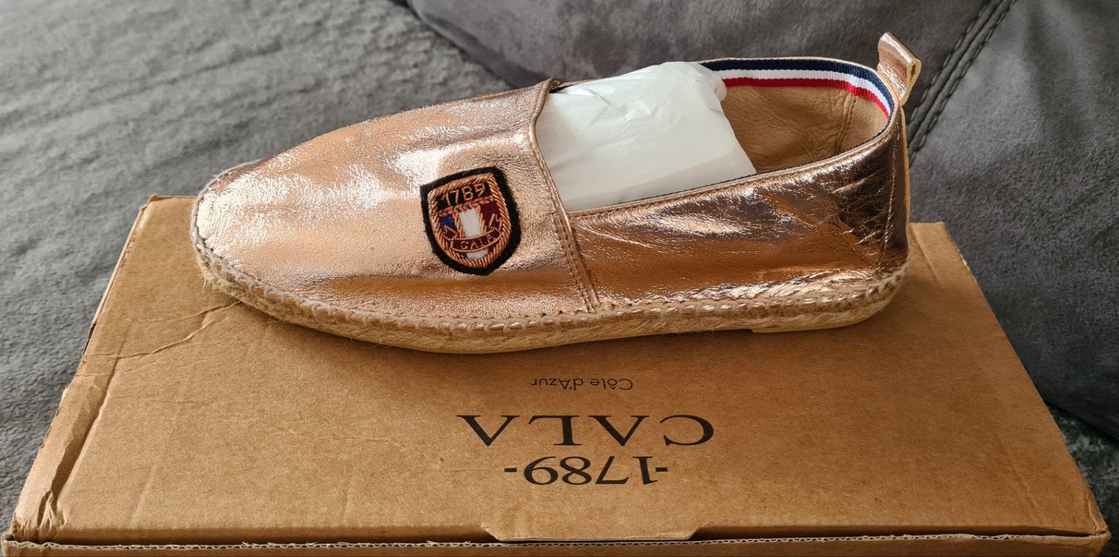 Espadrilles "1789 Cala" pointure 38

Espadrilles femme coule, Kleding | Dames, Schoenen, Ophalen, Espadrilles, Nieuw, 1789 Cala