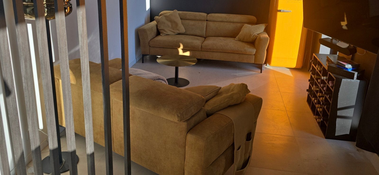 salon 2- en 3 zit mosterdkleur, Huis en Inrichting, Ophalen, Gebruikt