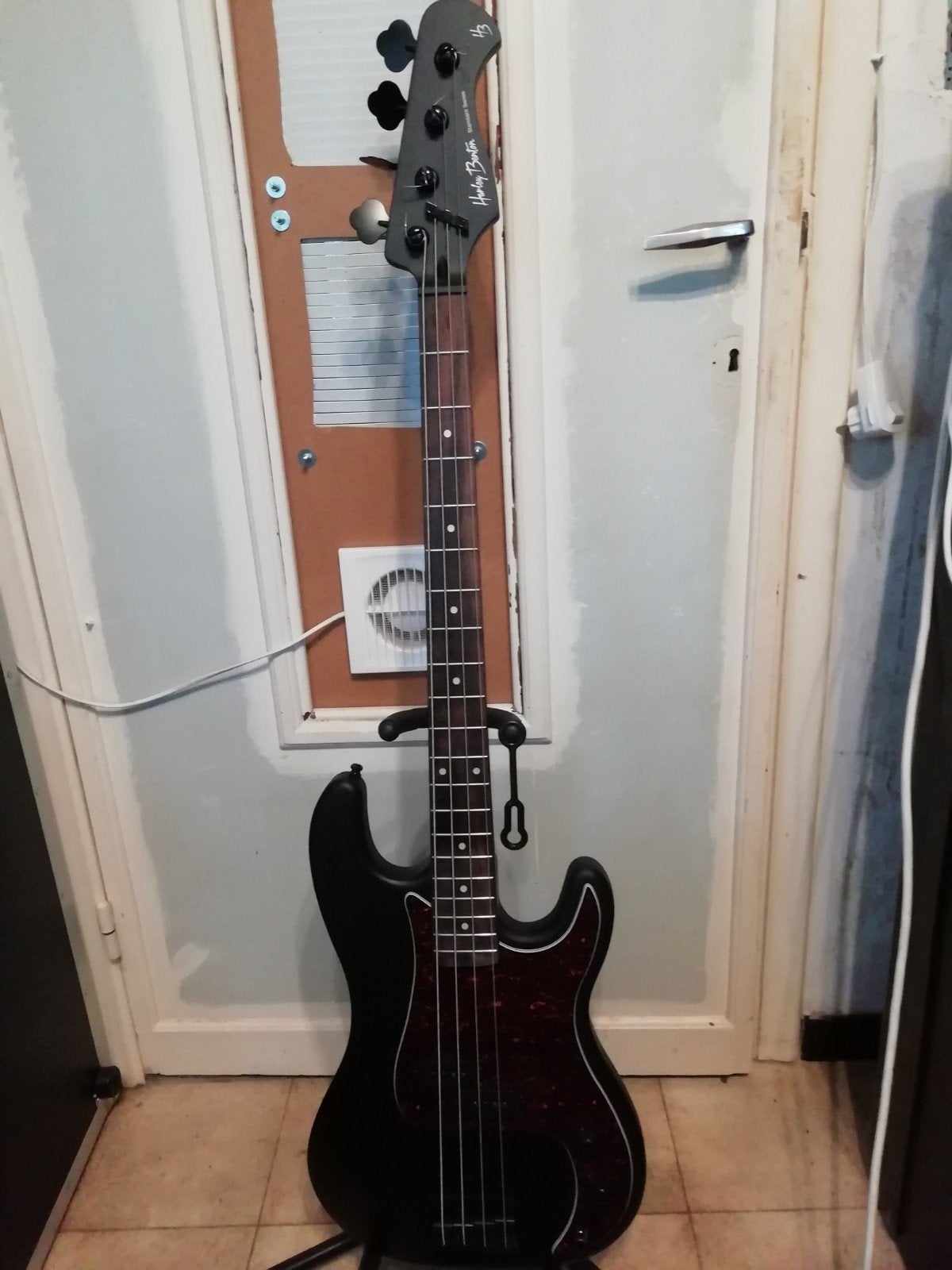 Basse Harley Benton standard series, Musique & Instruments, Enlèvement, Comme neuf, Guitare basse