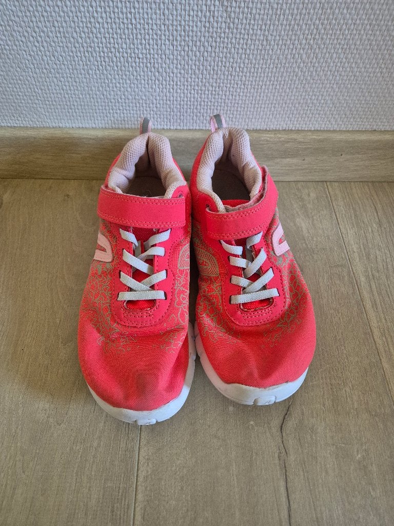 Sportschoenen roze (meisjes, maat 35, Decathlon 'Newfeel'), Kinderen en Baby's, Meisje, Sportschoenen, Ophalen of Verzenden, Zo goed als nieuw