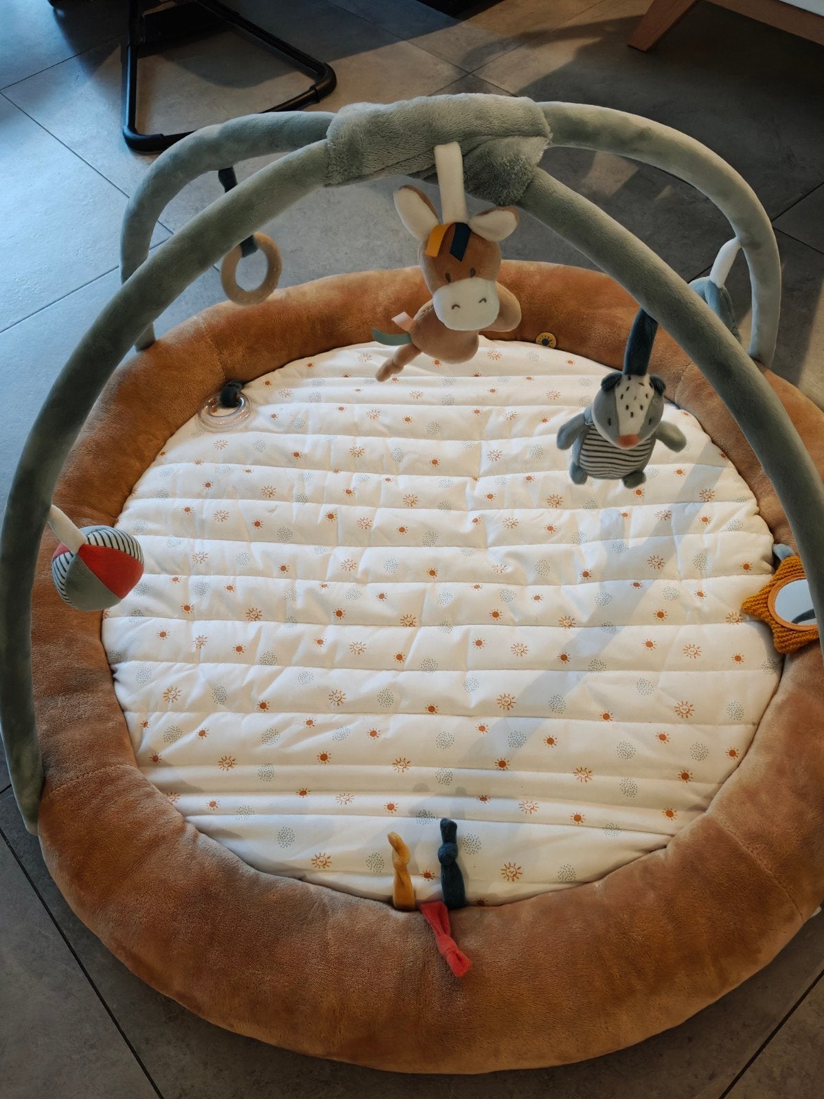 Nattou speelmat, Ophalen