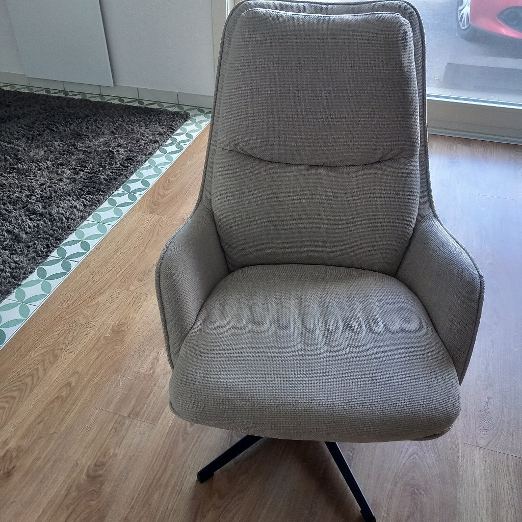 Grijze draaistoel / fauteuil / relaxed stoel stof bekleding, Ophalen, Zo goed als nieuw, Stof