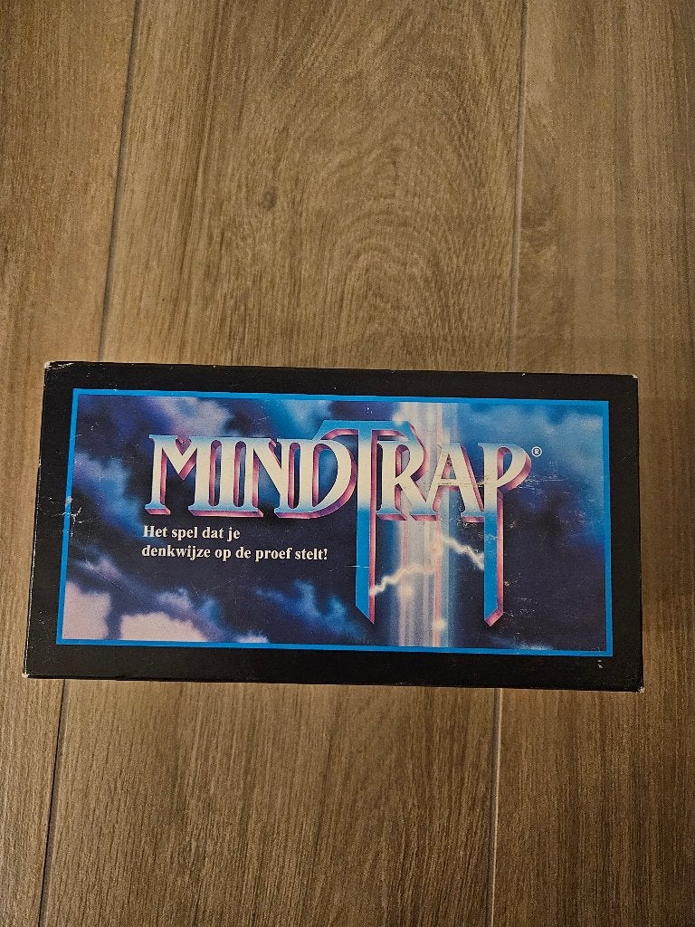 Mindtrap - Het spel dat je denkwijze op de proef stelt!, Hobby & Loisirs créatifs, Jeux de société | Jeux de cartes, Utilisé, 1 ou 2 joueurs