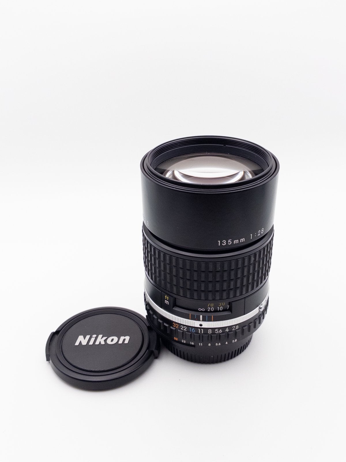 Nikon Series E 135mm f/2.8 Chrome / Excellent état, TV, Hi-fi & Vidéo, Appareils photo analogiques, Enlèvement ou Envoi, Comme neuf