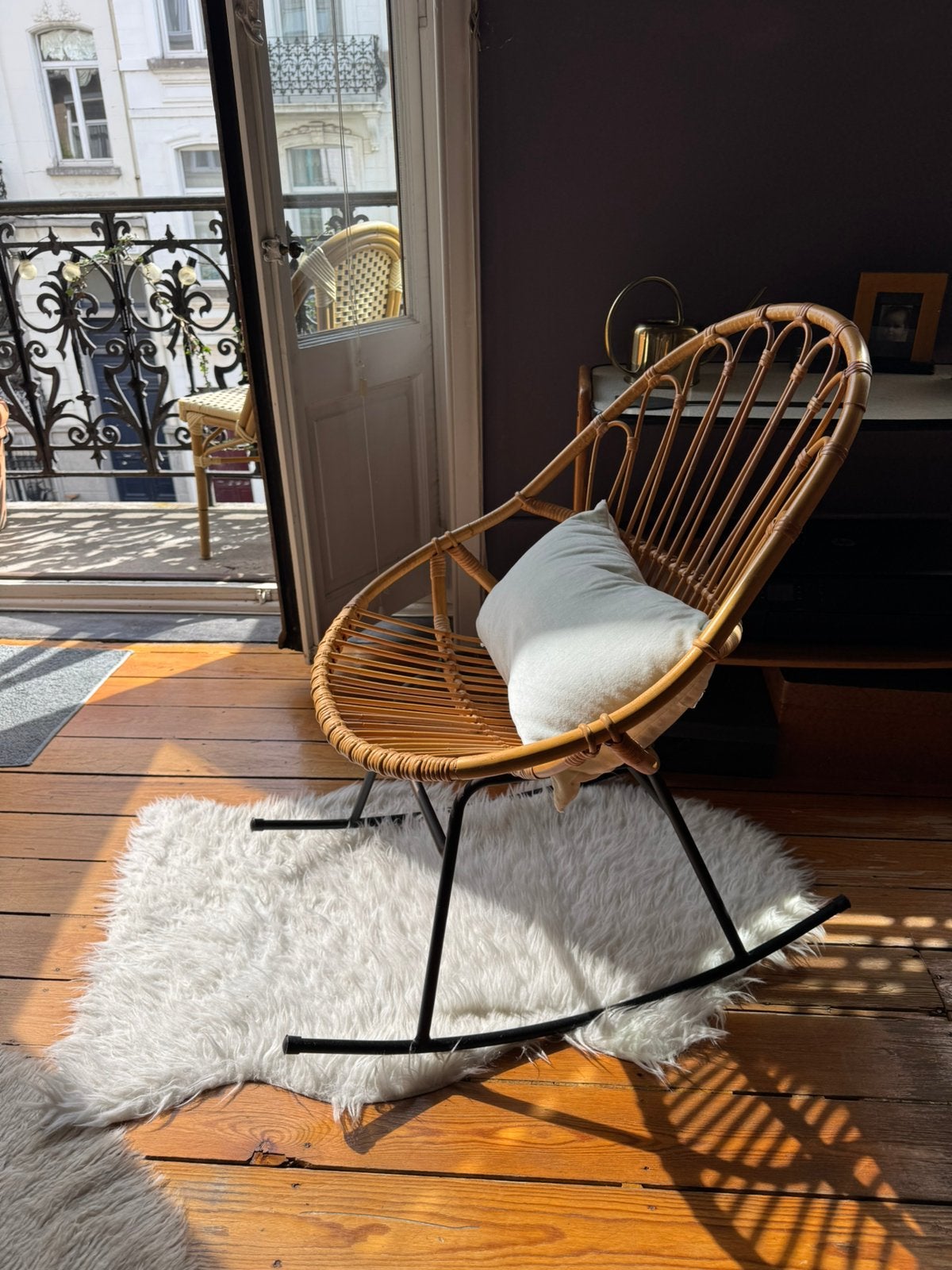 Fauteuil à bascule vintage en rotin, Enlèvement
