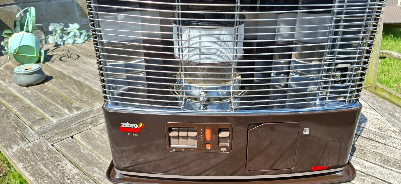 Radiateur au kérosène Zibro R 140 Turbo avec bidon plein 20, Enlèvement