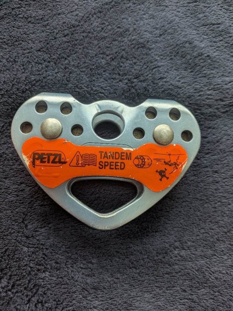 Petzl tandem speed, Enlèvement ou Envoi, Utilisé, Accessoire d'escalade