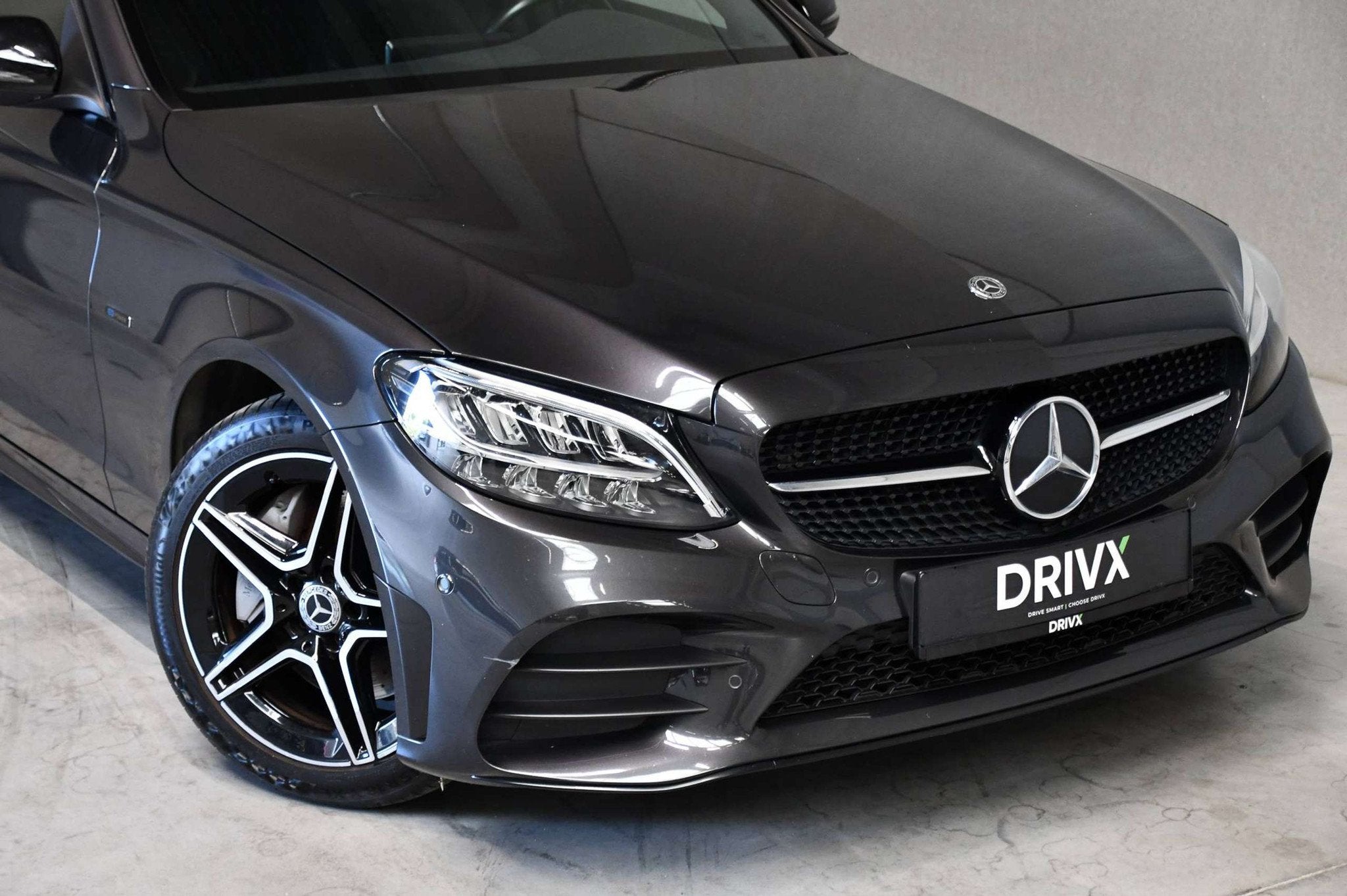 Mercedes-Benz C-Klasse 300 Estate l PHEV l Night Edition l A, Auto's, Automaat, Achterwielaandrijving, Gebruikt, Zwart