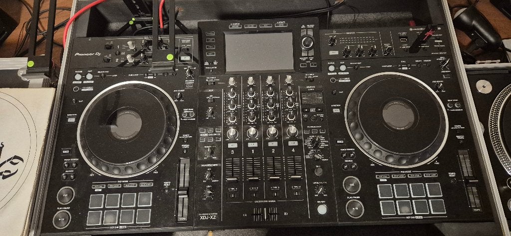 Pioneer XDJ-XZ + Flightcase, Enlèvement, Comme neuf, DJ-Set, Pioneer