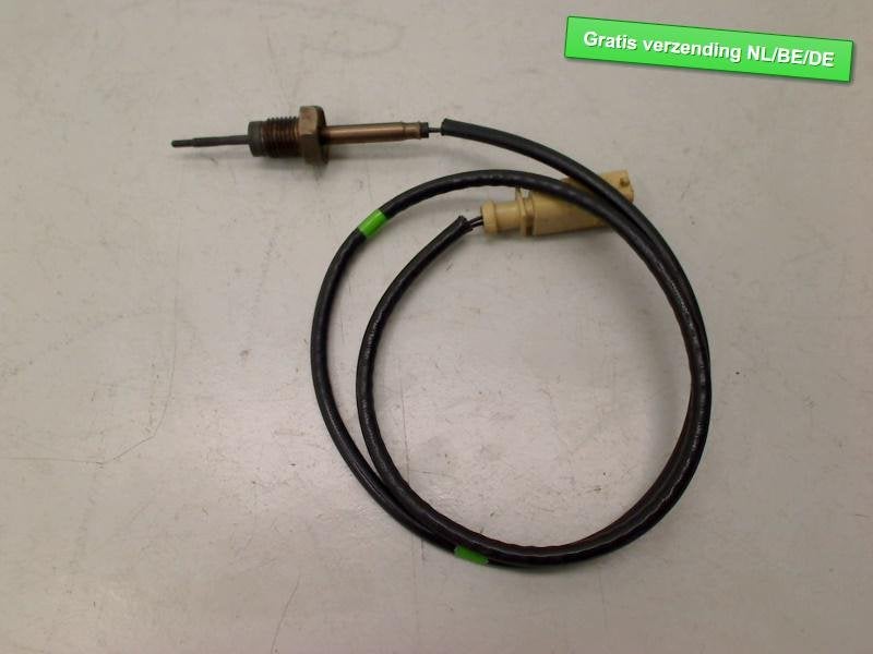 UITLAAT TEMPERATUUR SENSOR CC (358) (04L906888DM), Gebruikt, Volkswagen, Volkswagen AG, Kundenbetreuung@volkswagen.de