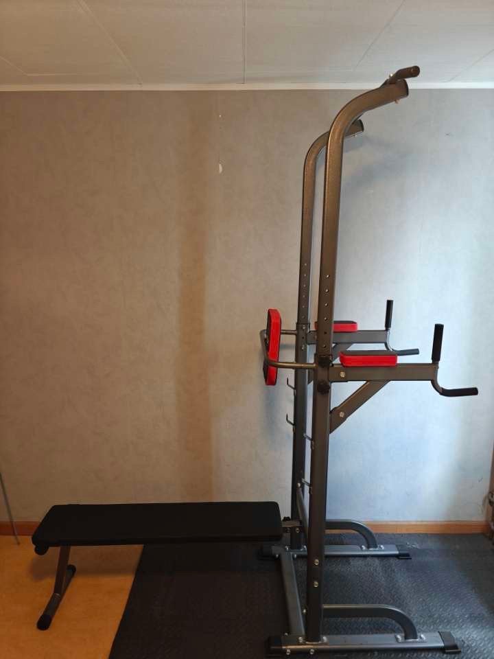 Power Tower met fitnessbank Krachtstation Pull Up Station, Ophalen, Zo goed als nieuw, Krachtstation