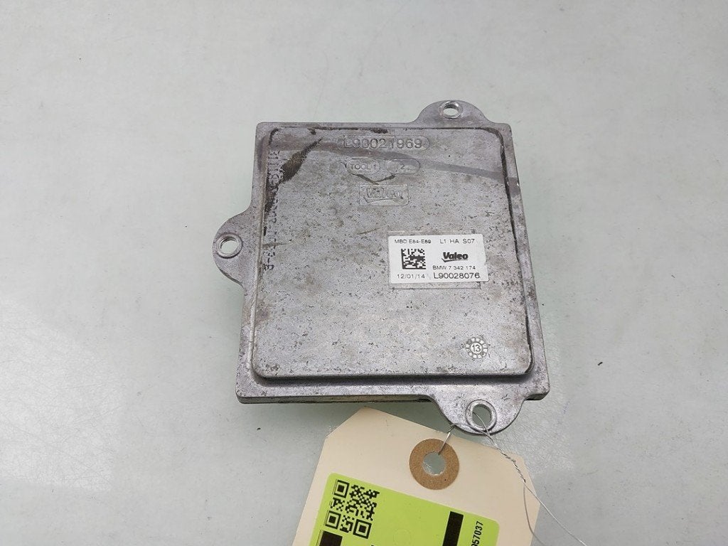 MODULE LED KOPLAMP BMW Z4 Roadster (E89) (01-2009/08-2016), Gebruikt, BMW, Petuelring 130
80809  München, DE, Bayerische Motoren Werke AG