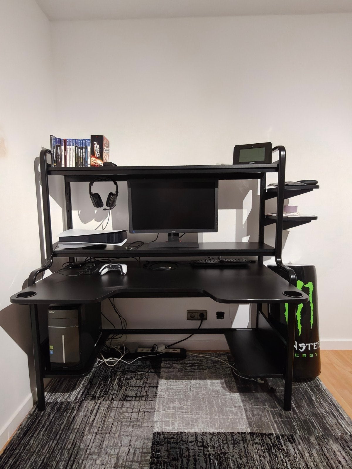 Fredde gaming desk, Maison & Meubles, Bureaux, Enlèvement, Utilisé, IKEA, Noir