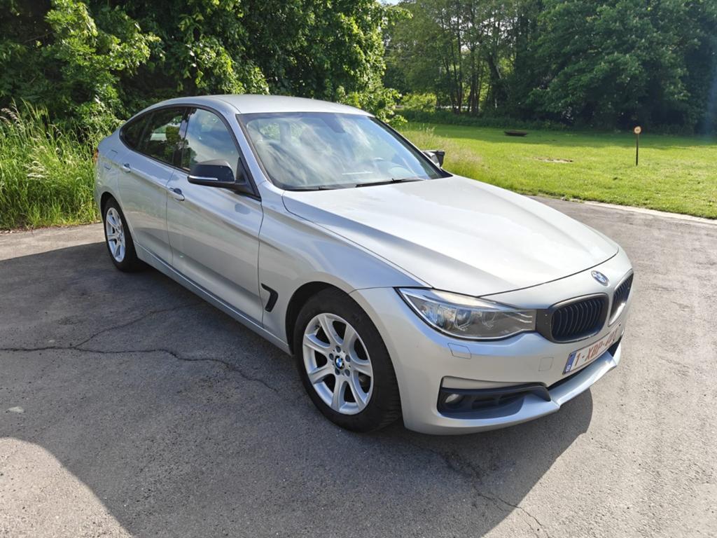 BMW 318 GT, Autos, BMW, Achat, Euro 6, Carnet d'entretien, Noir