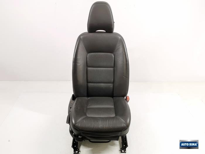 Siège droit d'un Volvo V70, -, 3 mois de garantie, -, -