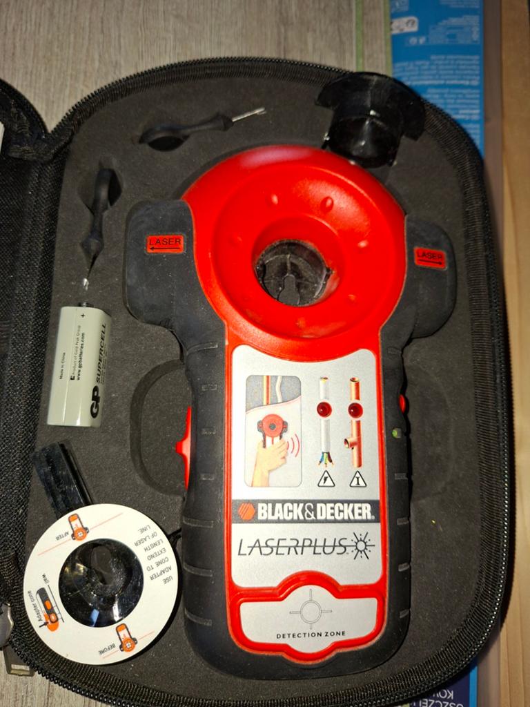 Laserwaterpas met leiding en kabeldetectie, Enlèvement