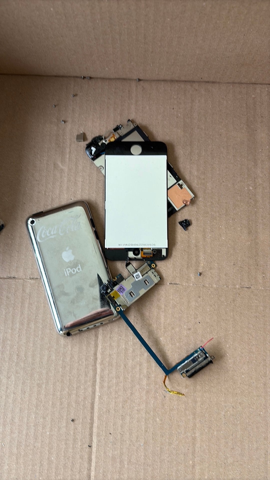Coca Cola ipod defect voor onderdelen, Hobby en Vrije tijd, Elektronica-componenten, Ophalen of Verzenden, Gebruikt