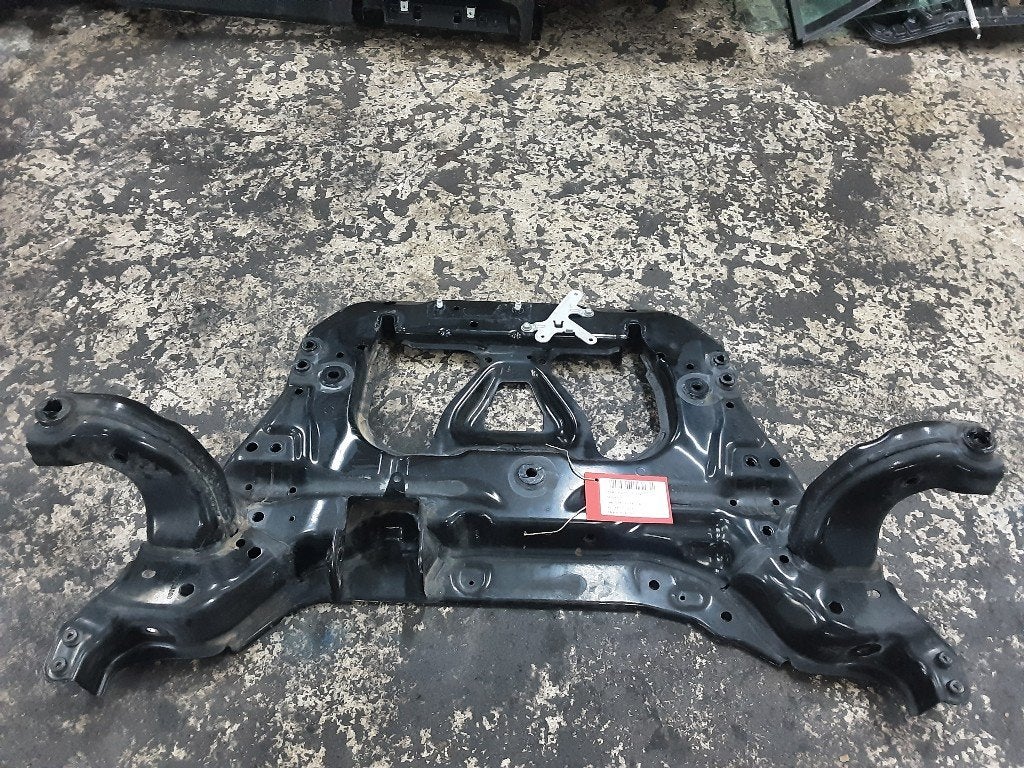SUPPORT MOTEUR A Limousine (177.1) (A1776204400), Mercedes-Benz, Utilisé, Dialog.mb@mercedes-benz.com, Mercedes-Benz AG