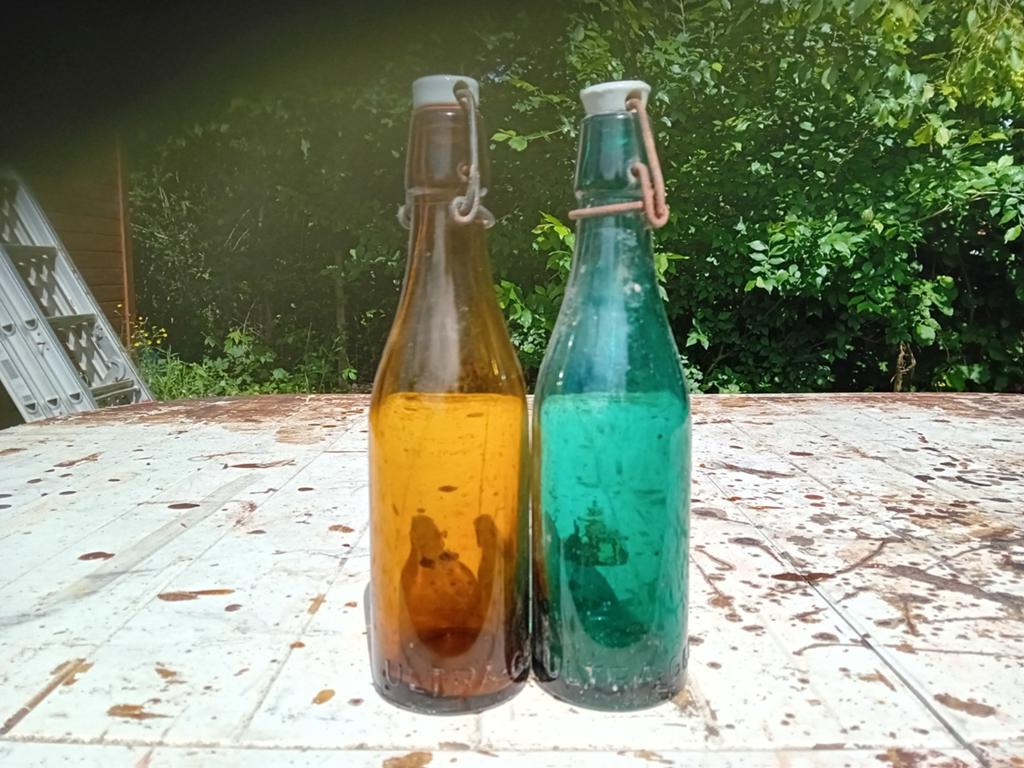 Vieilles bouteilles de bière de la Seconde Guerre mondiale 1, Collections, Objets militaires | Seconde Guerre mondiale, Enlèvement ou Envoi