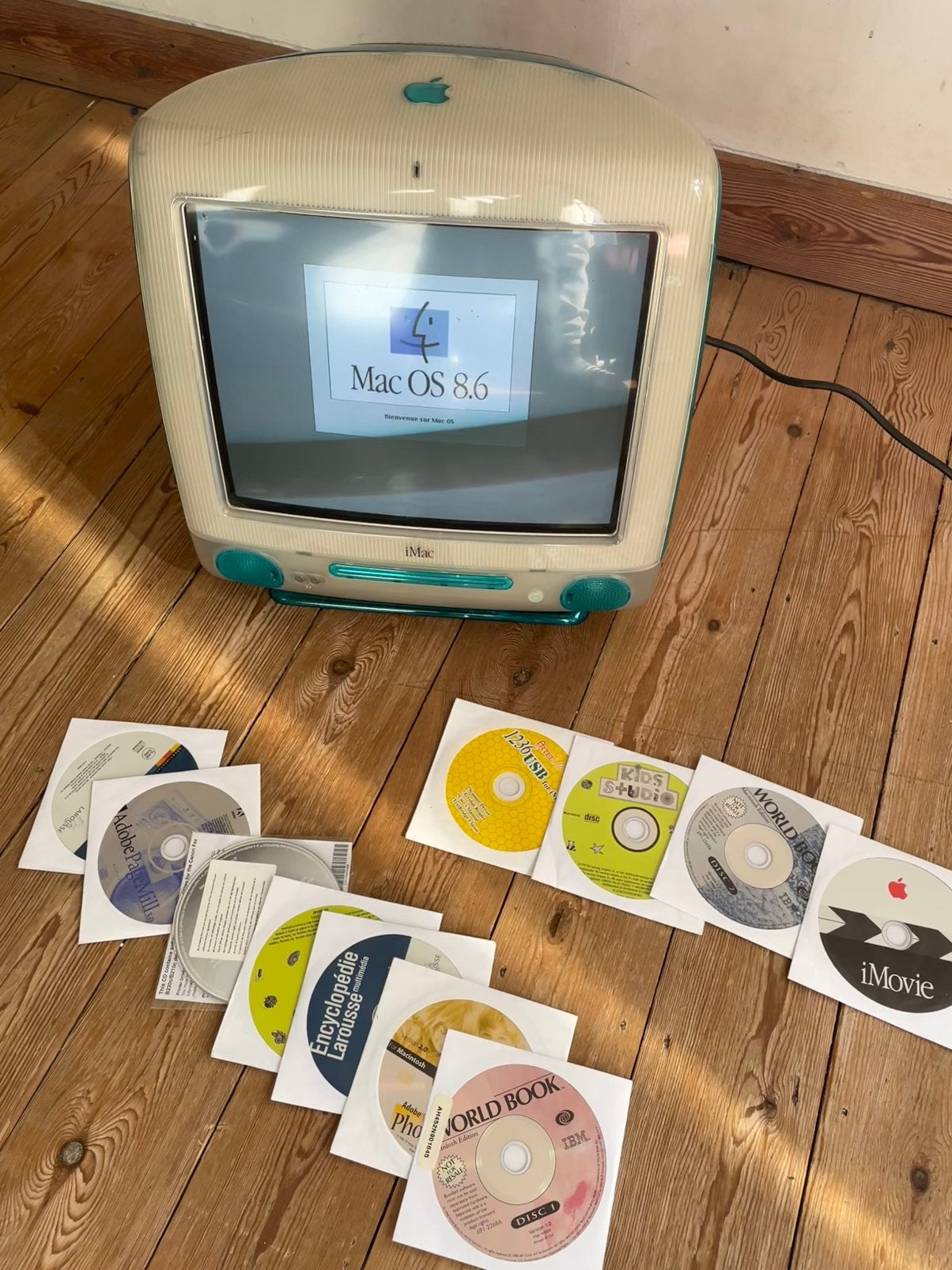 Imac G3 blueberry + logiciels, Enlèvement