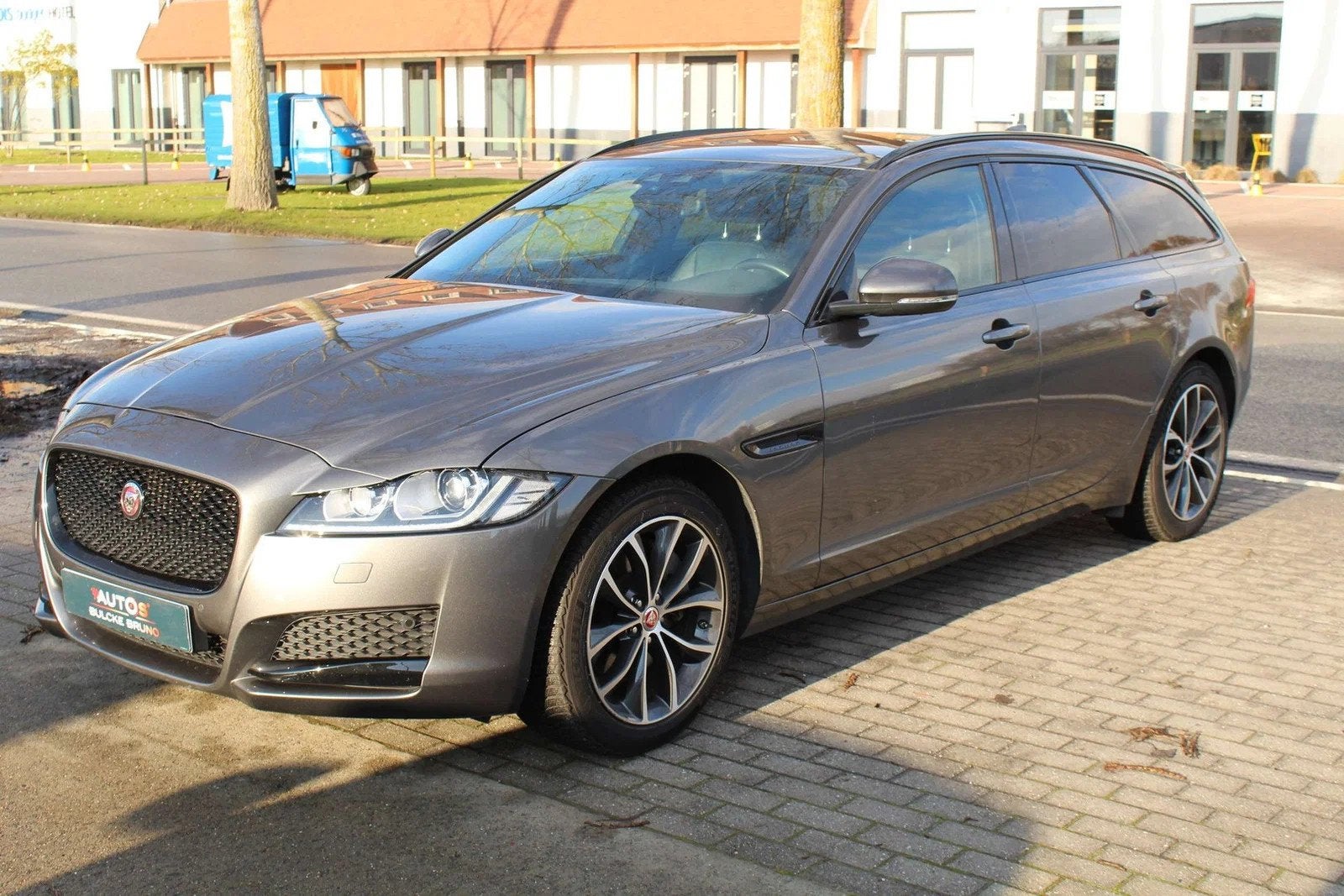 Jaguar XF Sportbrake 2.0 D Prestige Pano/Leder/Navi/Camera, Autos, Cuir, Argent ou Gris, Achat, Entreprise