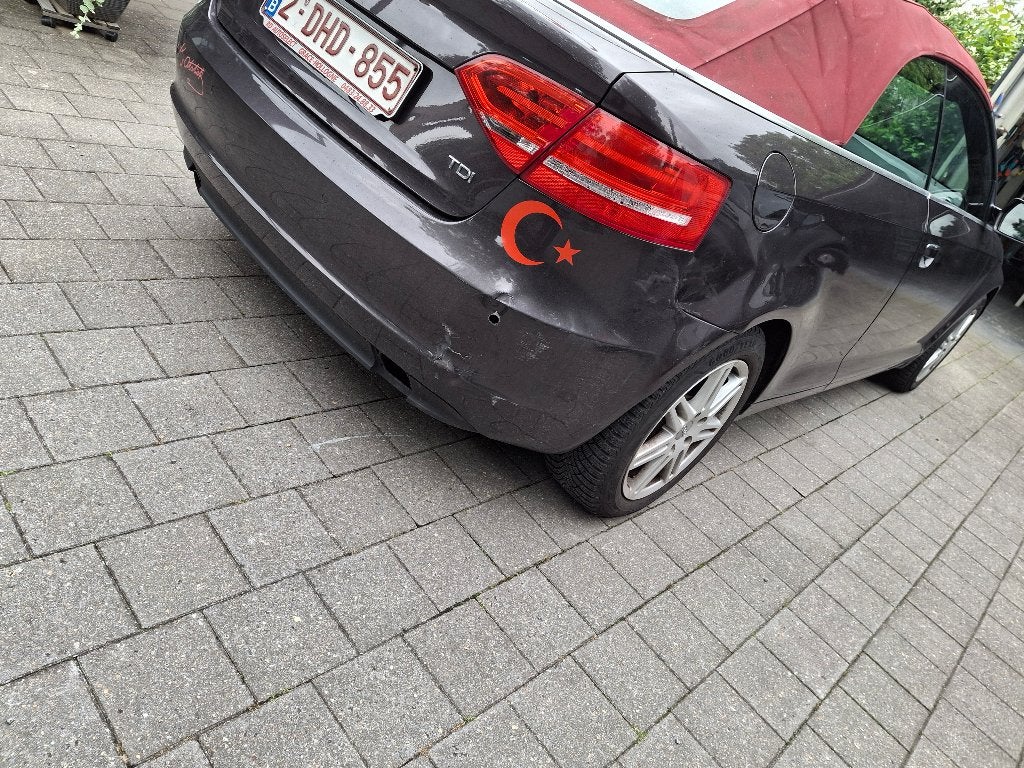 AUDI  A3. CABRIOLET 2013 16TDI 250000KM LICHT SCHADE, Autos, Audi, Euro 5, Achat, Cabriolet, Diesel