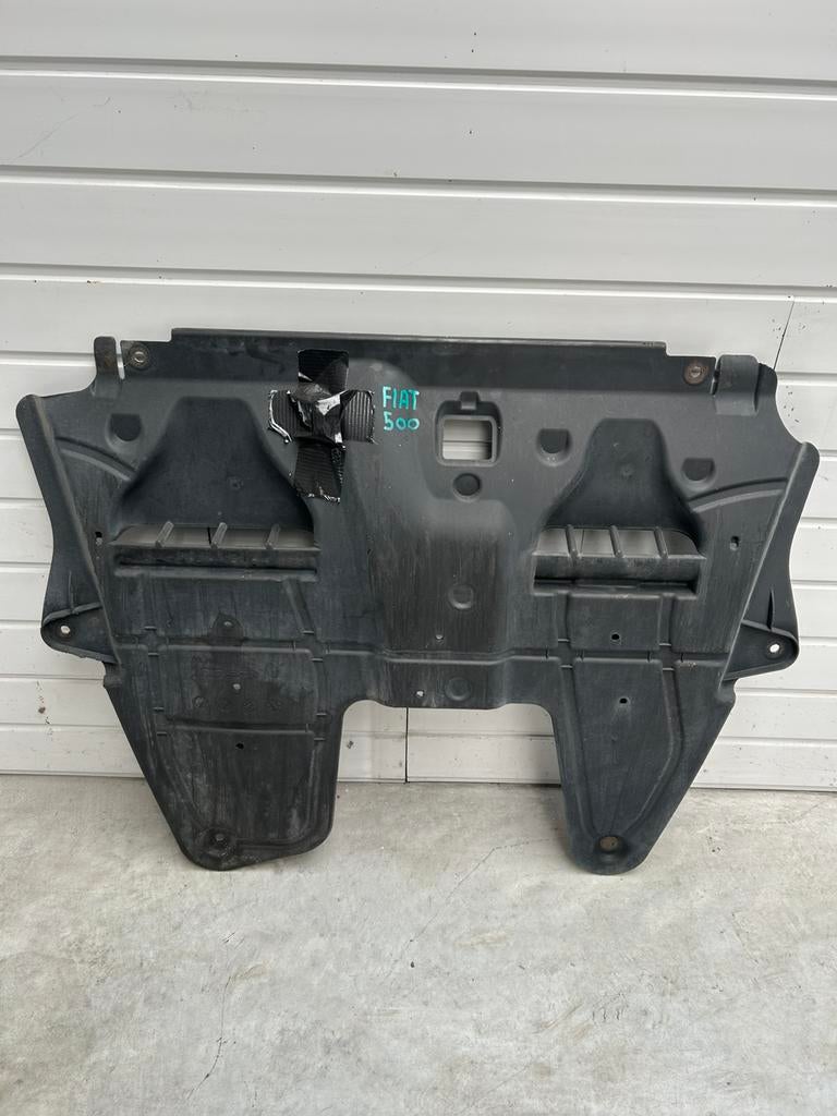 Bodemplaat  abarth/fiat 500, Ophalen, Gebruikt, Fiat