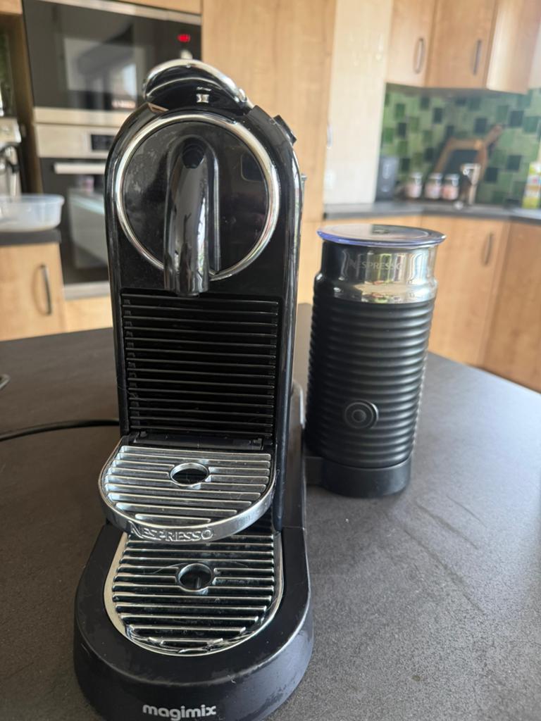 Nespresso Magimix Citiz & Milk, Ophalen, Zo goed als nieuw