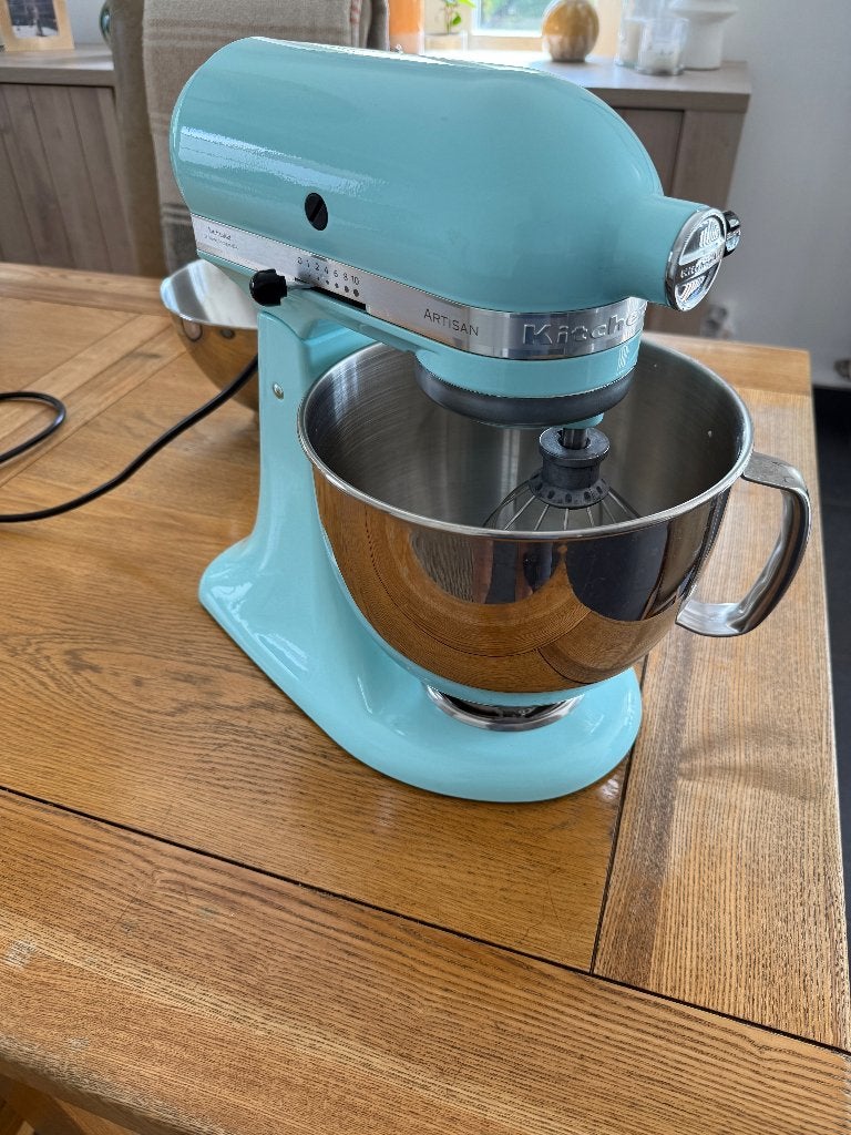 KitchenAid 5KSM175 – 4,8 L + 2 bols + accessoires complets, Résiste au lave-vaisselle, Comme neuf, Enlèvement, 4 litres ou plus