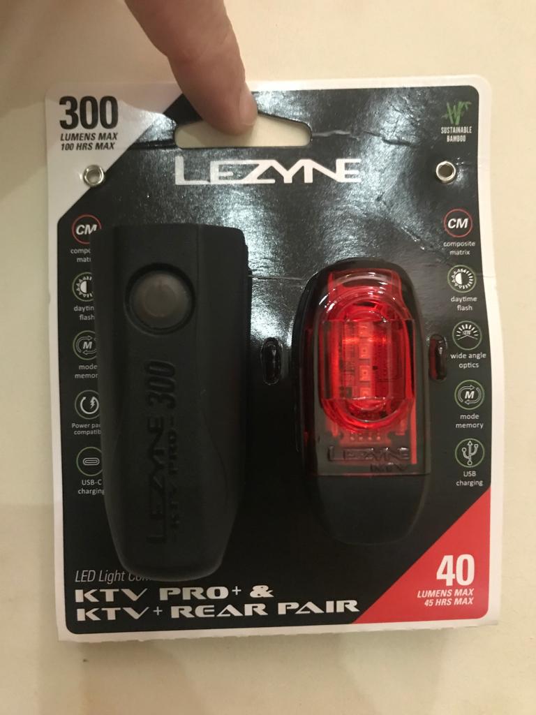 Lezyne, Fietsen en Brommers, Ophalen, Nieuw, Oplaadbaar, Batterij