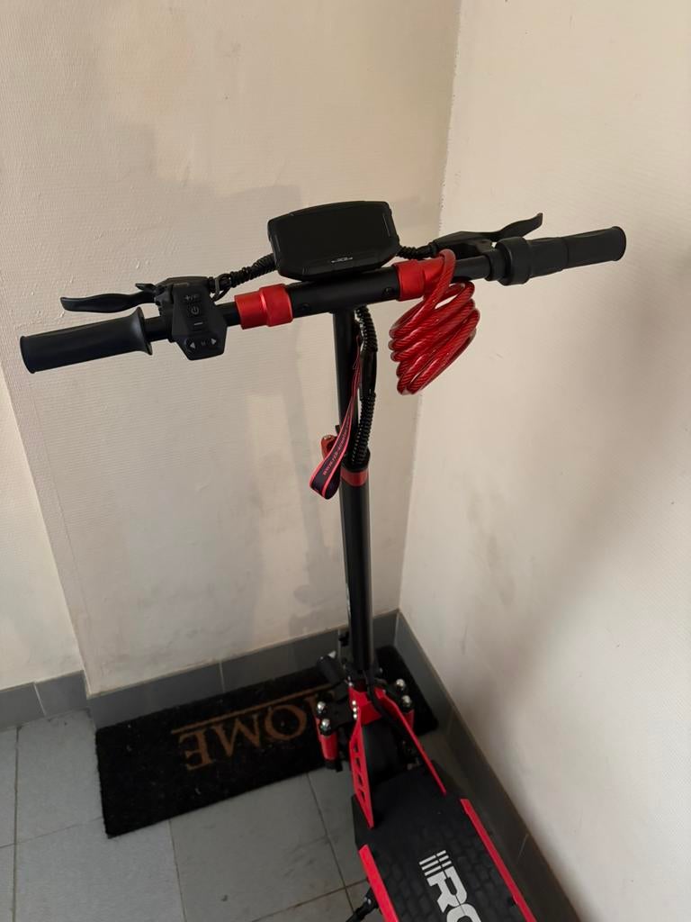 Trotinette a vendre, Ophalen, Zo goed als nieuw, Elektrische step (E-scooter)