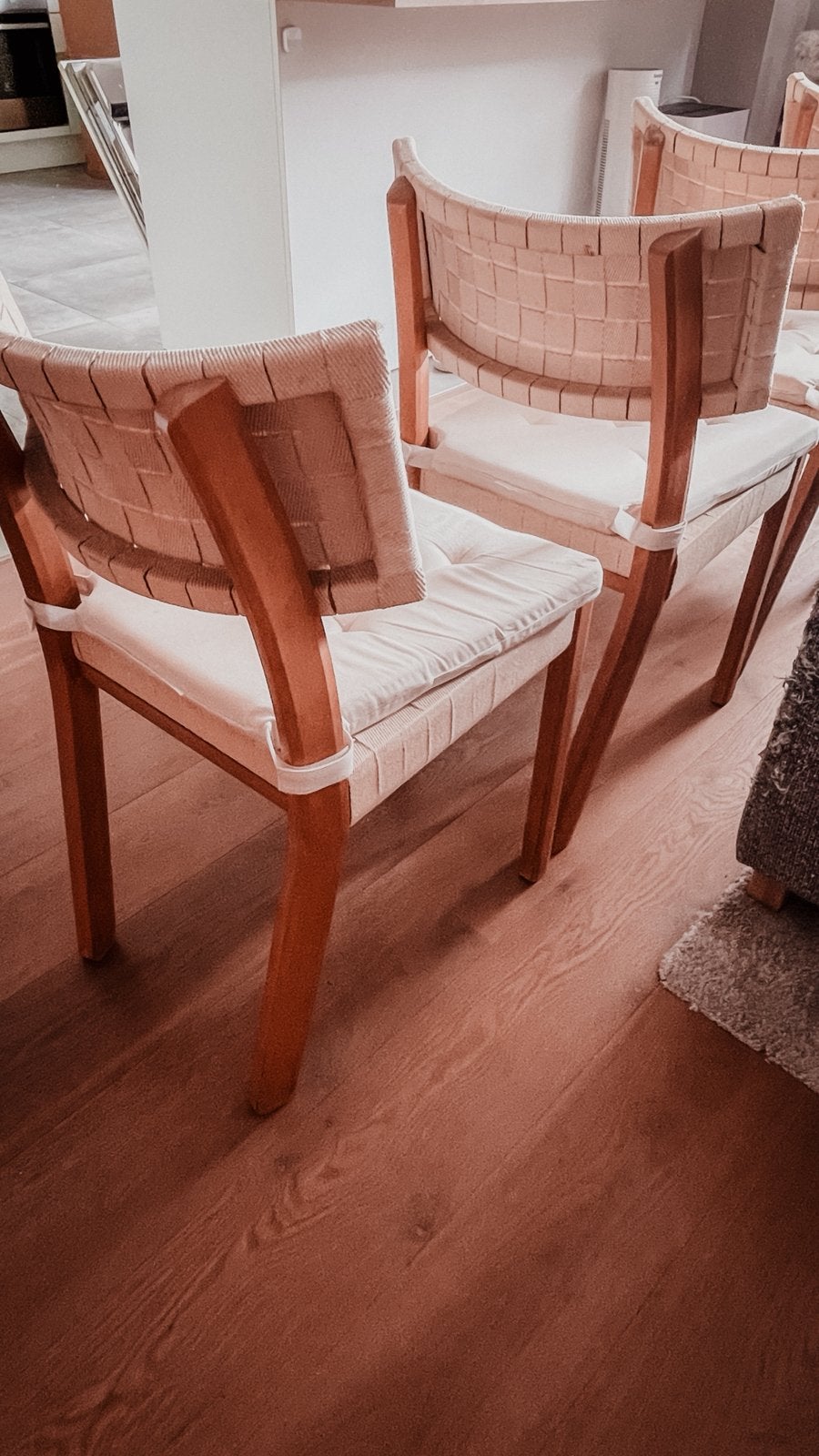FRIDOLF stoelen eetkamer (IKEA) + recente kussentjes, Ophalen, Gebruikt, Overige kleuren, Scandinavisch