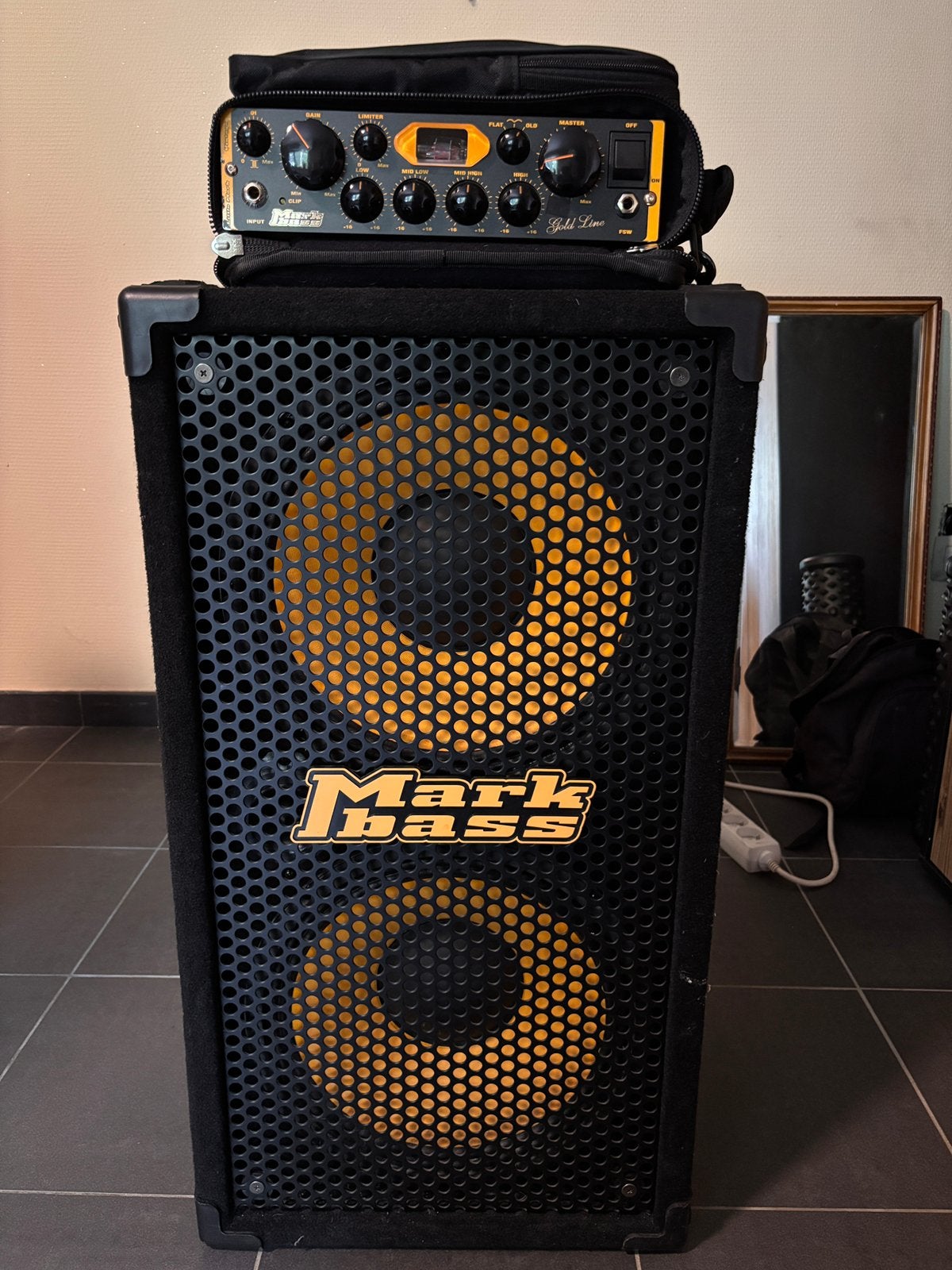 Markbass New York 122 4Ohm. 800W, Muziek en Instrumenten, Versterkers | Bas en Gitaar, Ophalen, Zo goed als nieuw