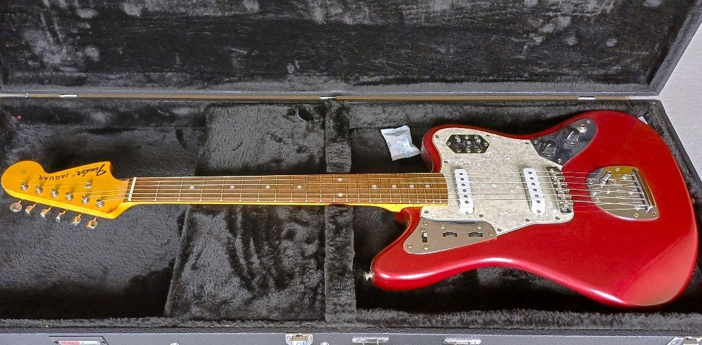 Fender Jaguar Crafted in Japan Nitro Journeyman Relic, Enlèvement ou Envoi, Comme neuf, Solid body, Fender