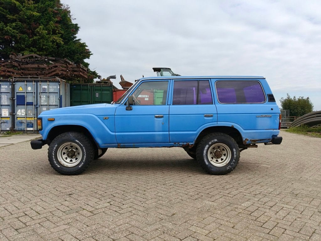 Toyota Landcruiser HJ60 1983, Auto's, Blauw, Particulier, SUV of Terreinwagen, 750 kg