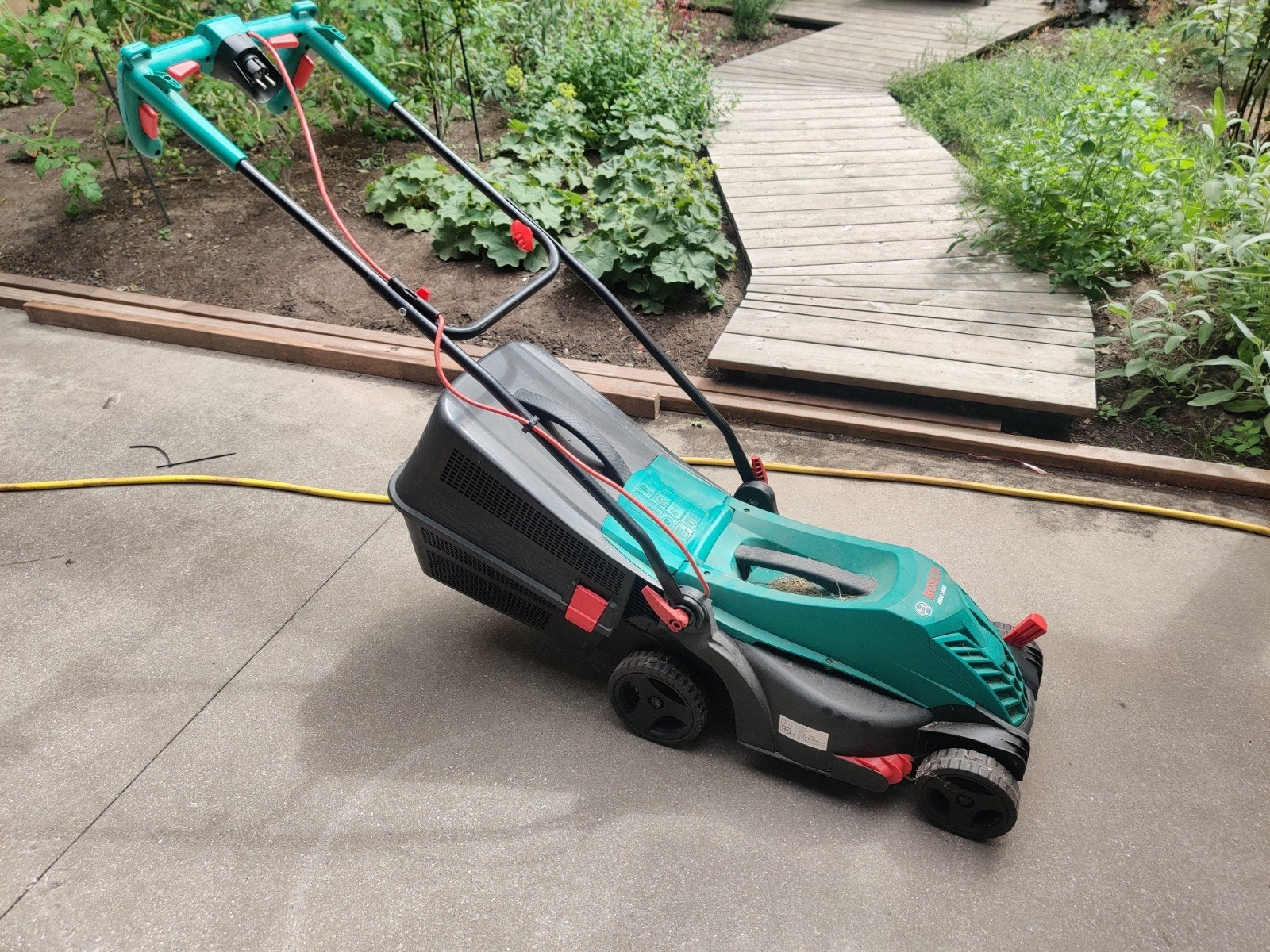 grasmaaier Bosch arm 3400, Tuin en Terras, Ophalen