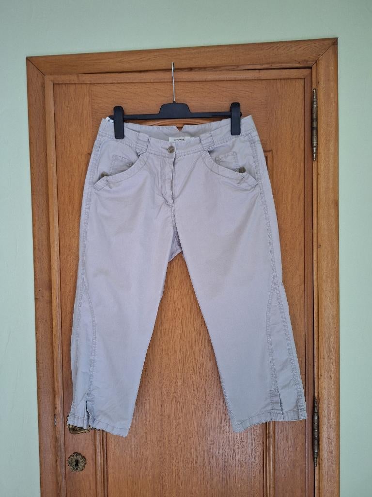 Pantacourt beige - Sandwich - taille 40, Trois-quarts, Taille 38/40 (M), Beige, Enlèvement