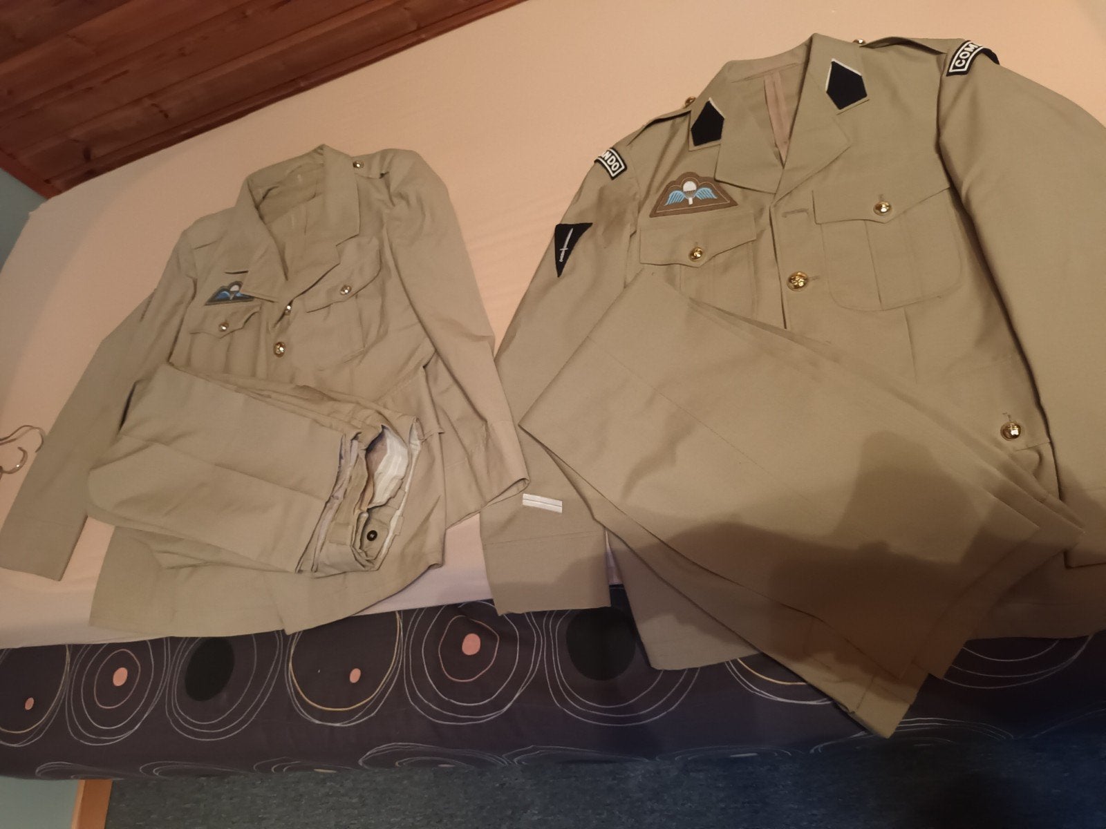 2 services dress para commando militaire armée militaria, Collections, Objets militaires | Général, Enlèvement ou Envoi