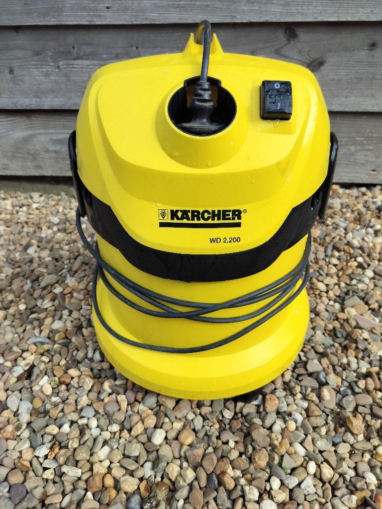 Karcher stofzuiger, Electroménager, Kärcher, Aspirateur balai, Sac à poussière, Comme neuf