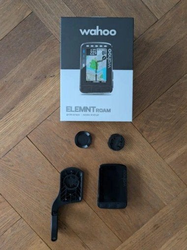 Compteur GPS Wahoo Elemnt Roam v2 – Comme neuf, Vélos & Vélomoteurs, Enlèvement ou Envoi, GPS, Comme neuf
