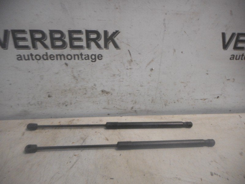VERIN A GAZ ENSEMBLE ARRIÈRE Opel Insignia (13332570), Opel, Opel Automobile GmbH, Utilisé, Kontakt-opel@opel.com