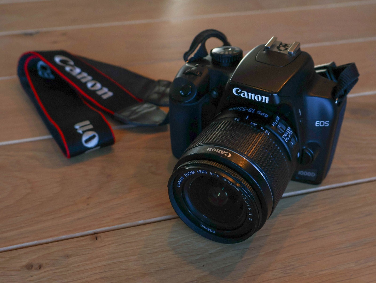 Canon EOS 1000D Full set |18-55mm f/3.5-5.6 Lens|Nieuwstaat!, Audio, Tv en Foto, Fotocamera's Digitaal, Ophalen, Spiegelreflex