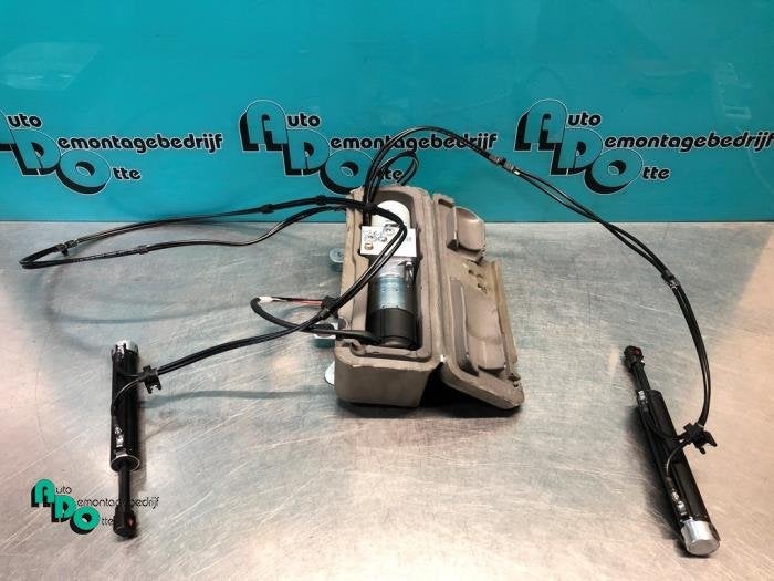 Moteur toit escamotable d'un Volkswagen Golf (Golf 09-), Autos : Pièces & Accessoires, Volkswagen, -, 3 mois de garantie, Utilisé