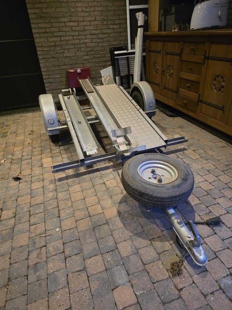moto/scooter remorque, Ophalen