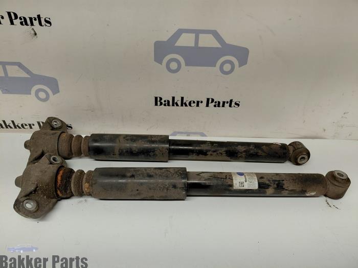 Kit amortisseur d'un Hyundai I30, -, -, 3 mois de garantie, Utilisé