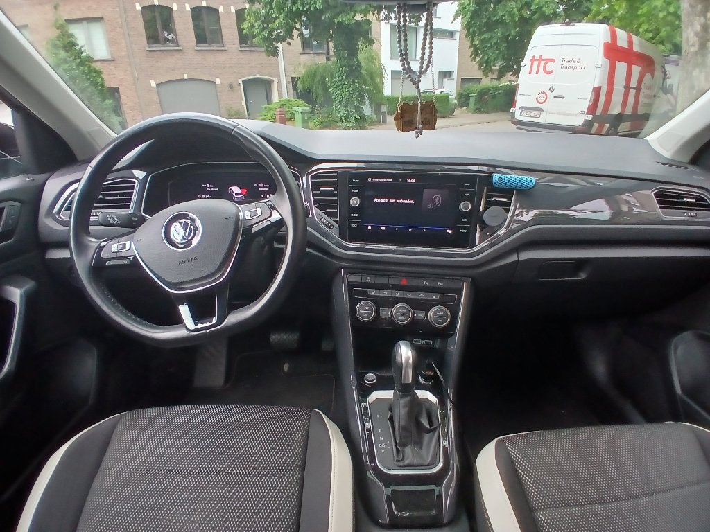 Volkswagen T-roc 1.5 Benz Bj 2020 115000 km AUTOMATIQUE, Autos, Capteur de stationnement, Achat, Automatique, Particulier