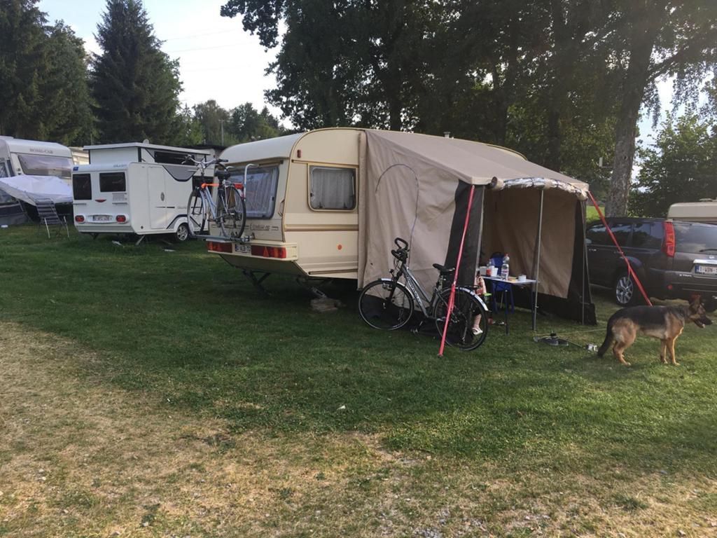 Wintertent, Caravans en Kamperen, Ophalen, Zo goed als nieuw