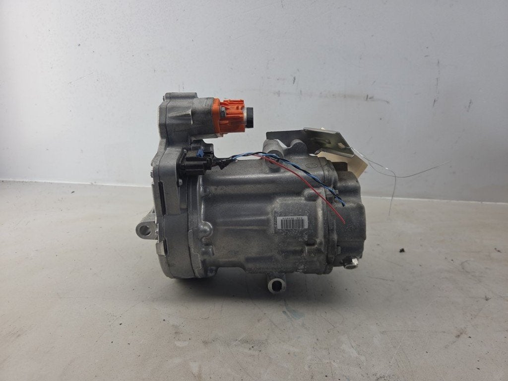 COMPRESSEUR CLIMATISATION Nissan Ariya (FE0) (|926005MP0A|), DENSO EUROPE B.V., Info@denso.nl, Utilisé, Hogeweyselaan 165
1382 JL  Weesp, NL