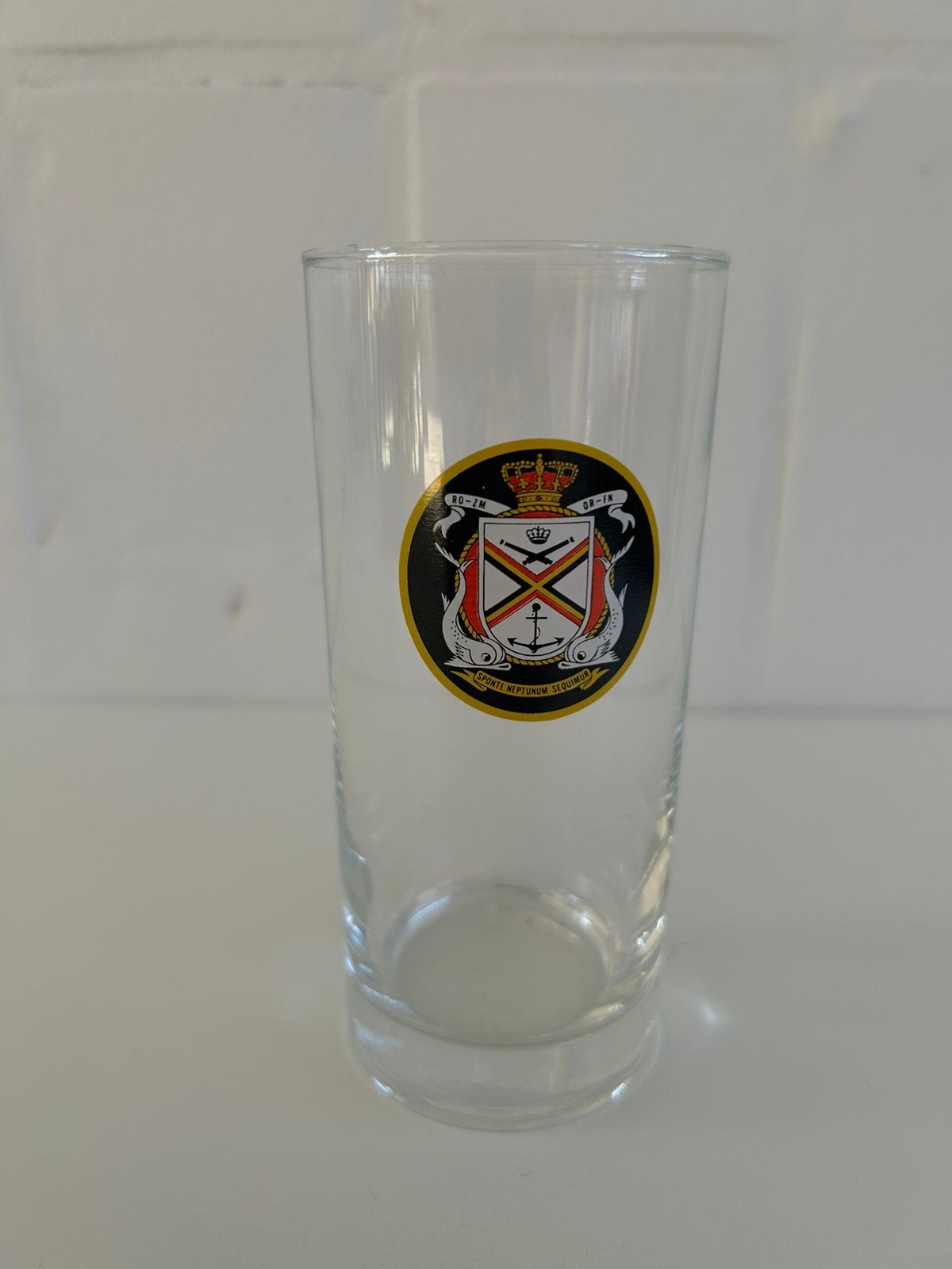 Drinkglas met kenteken Belgische Marine, Verzamelen, Militaria | Algemeen, Ophalen of Verzenden, Marine