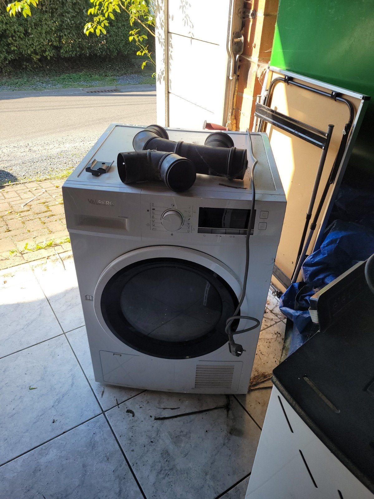 sèche linge Valberg légèrement utilisé, Classe énergétique A ou plus économe, 85 à 90 cm, Chargeur frontal, Enlèvement